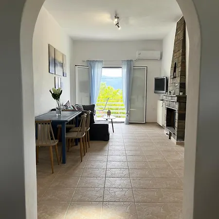 Apartment Ariadni's - With A Sea View
