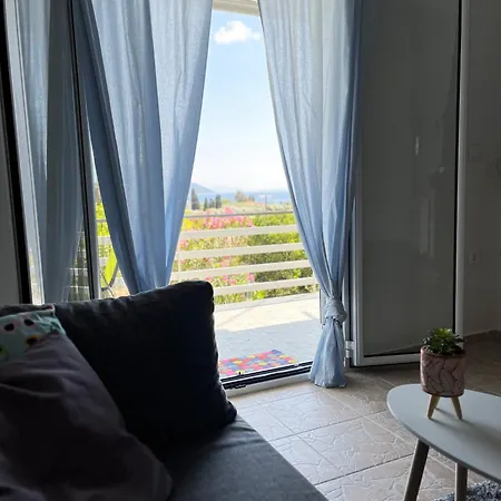Ariadni's - With A Sea View * Nea Styra